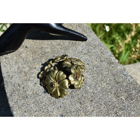 Gold toned Flower Statement Bracelet – Bold Sculptural Jewelry (size 7") - Picture 5 of 7